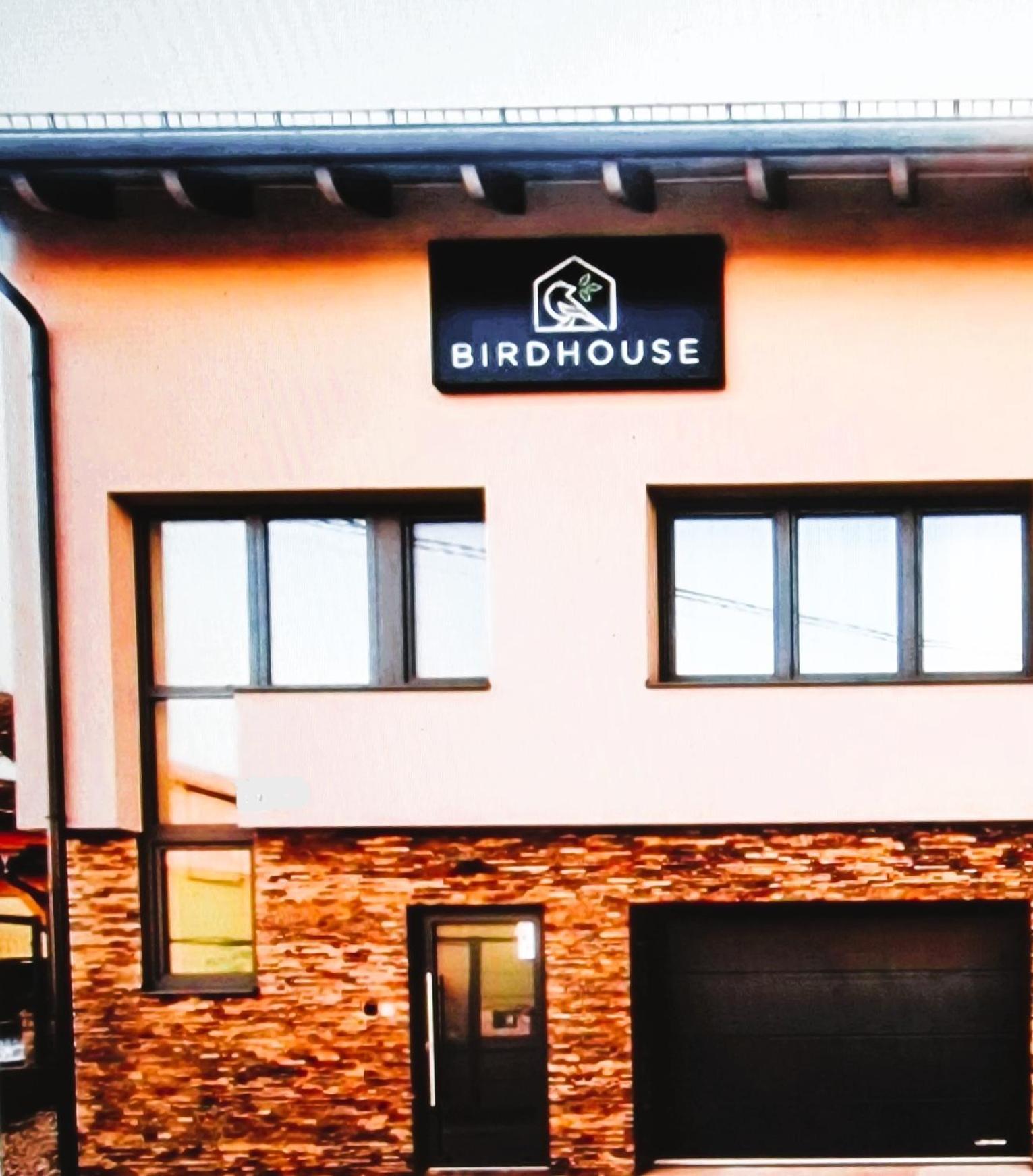 Hotel Bird House Prešov Exterior foto